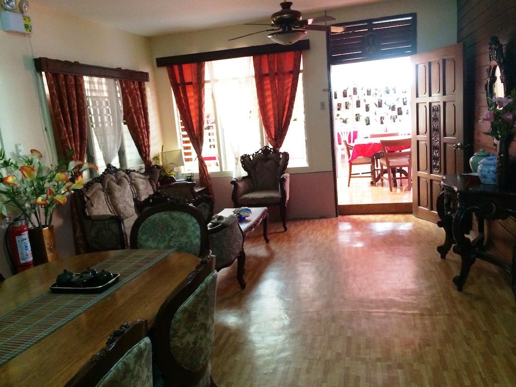 Ysabelle Mansion Bed and Breakfast Puerto Princesa Buitenkant foto