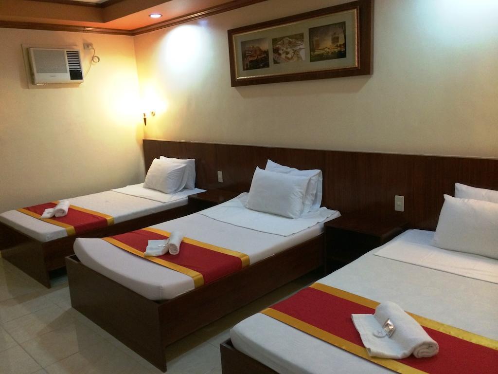 Ysabelle Mansion Bed and Breakfast Puerto Princesa Buitenkant foto