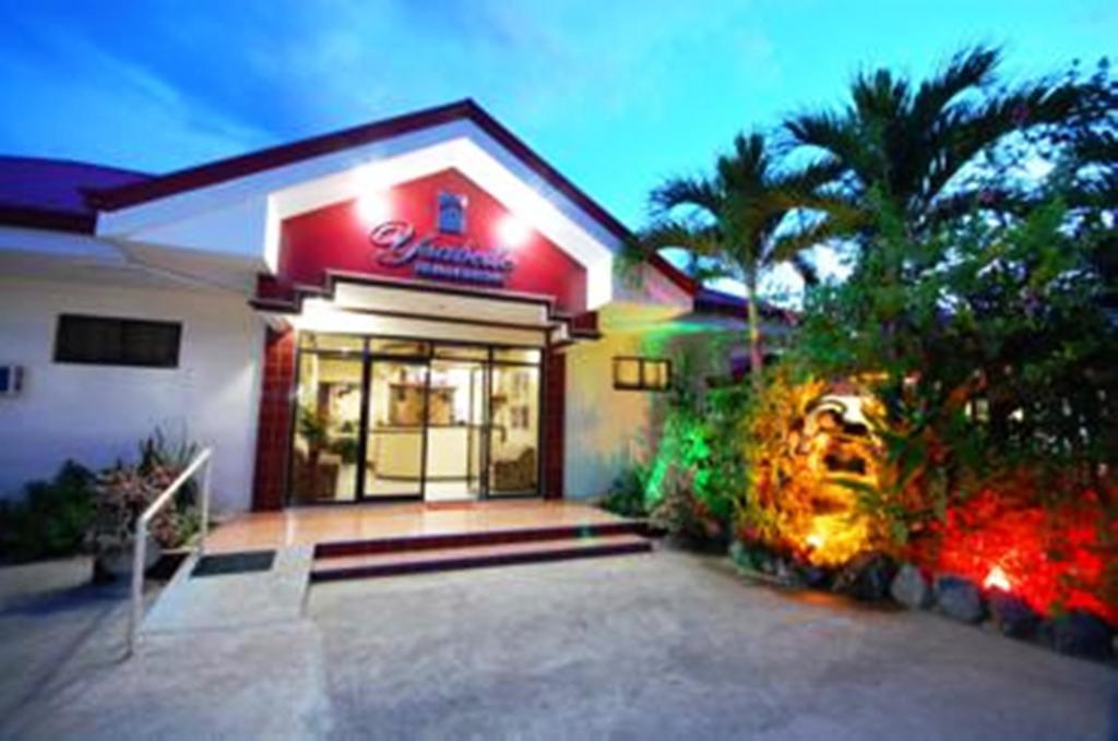 Ysabelle Mansion Bed and Breakfast Puerto Princesa Buitenkant foto