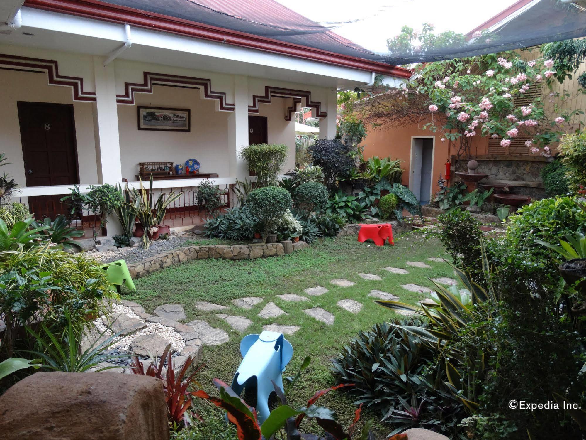Ysabelle Mansion Bed and Breakfast Puerto Princesa Buitenkant foto